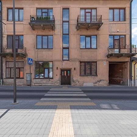 White 1 Bd Old Town Apartment By Hostlovers Kaunas Exterior photo
